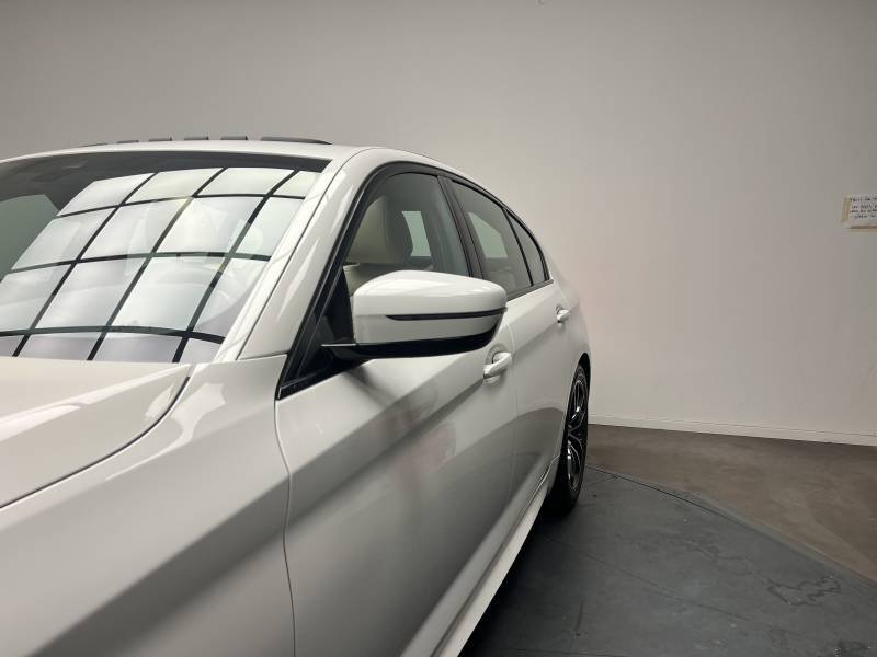 BMW Série 5 - Photo 11