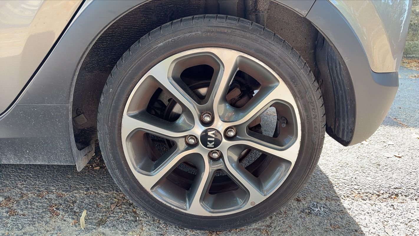 Kia Picanto - Photo 19