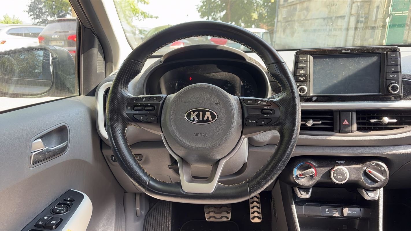 Kia Picanto - Photo 22