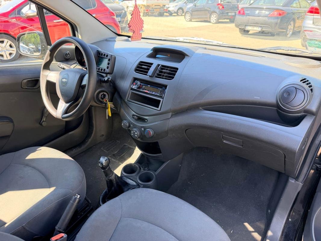 Chevrolet Spark - Photo 11
