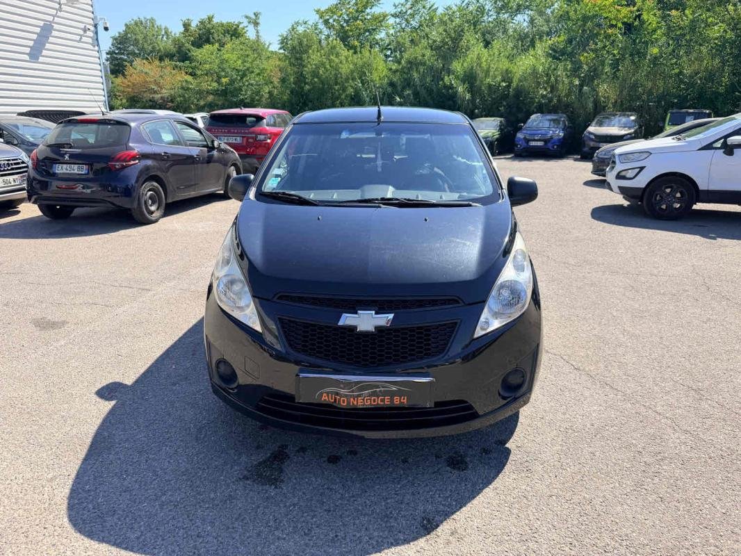 Chevrolet Spark - Photo 2