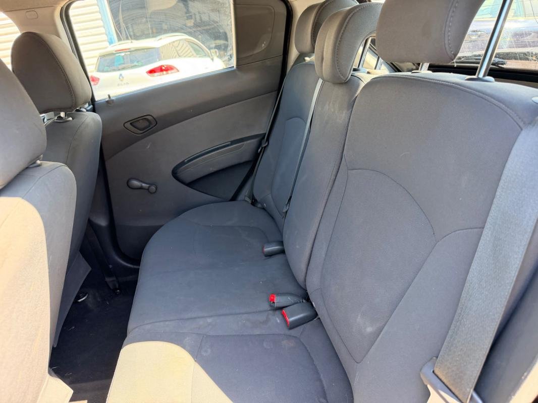 Chevrolet Spark - Photo 8
