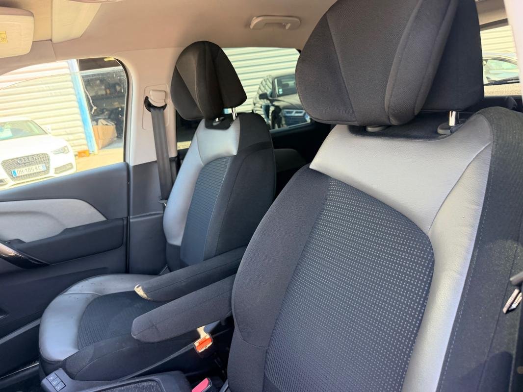 Citroën c4 spacetourer - Photo 16
