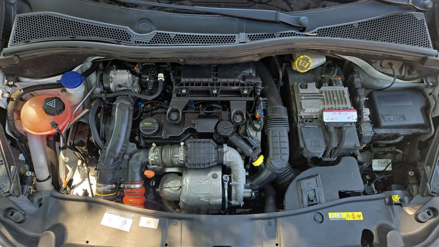 Peugeot 2008 - Photo 15