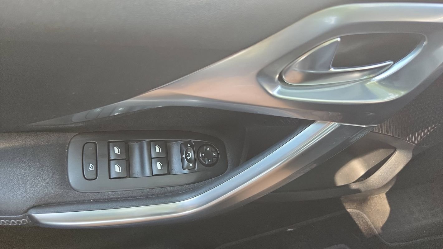 Peugeot 2008 - Photo 22