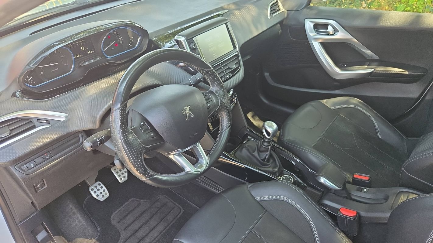 Peugeot 2008 - Photo 8
