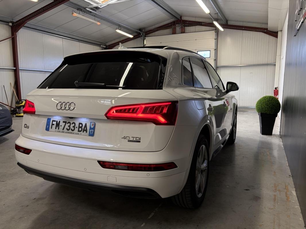 Audi Q5 - Photo 4
