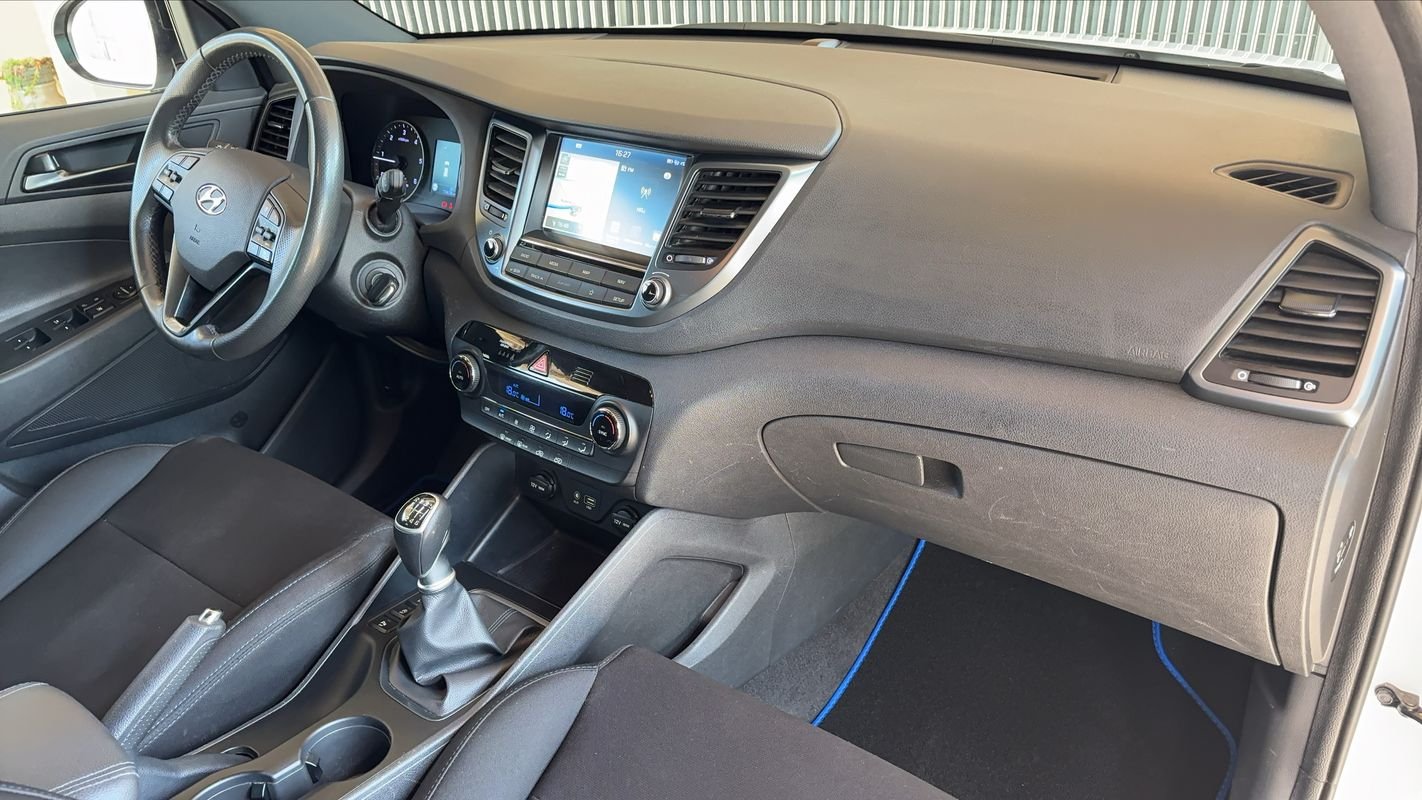 Hyundai Tucson - Photo 10