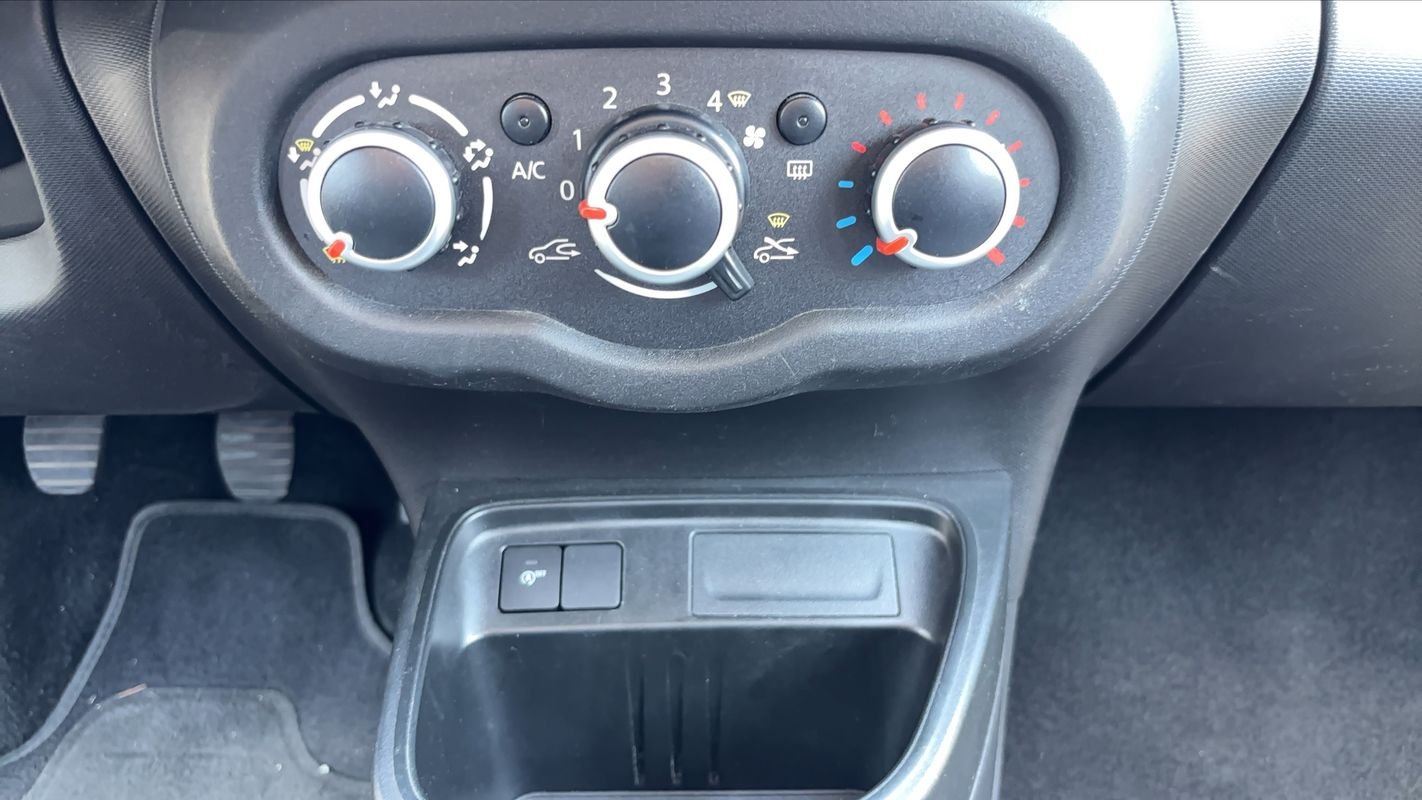 Renault Twingo - Photo 13