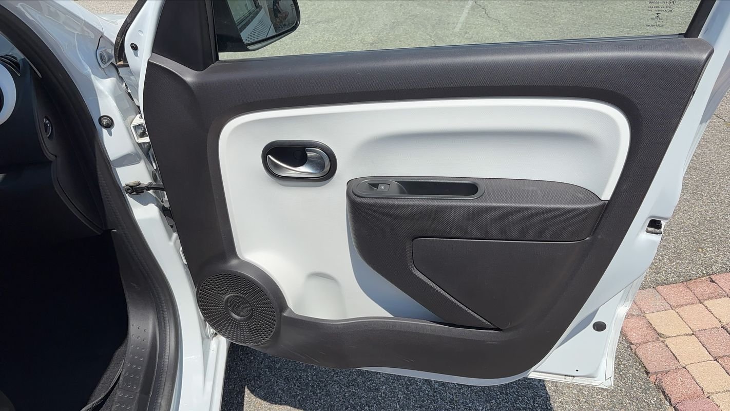 Renault Twingo - Photo 23