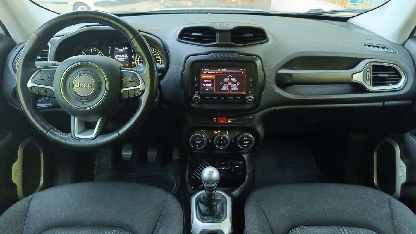 Jeep Renegade - Photo 11