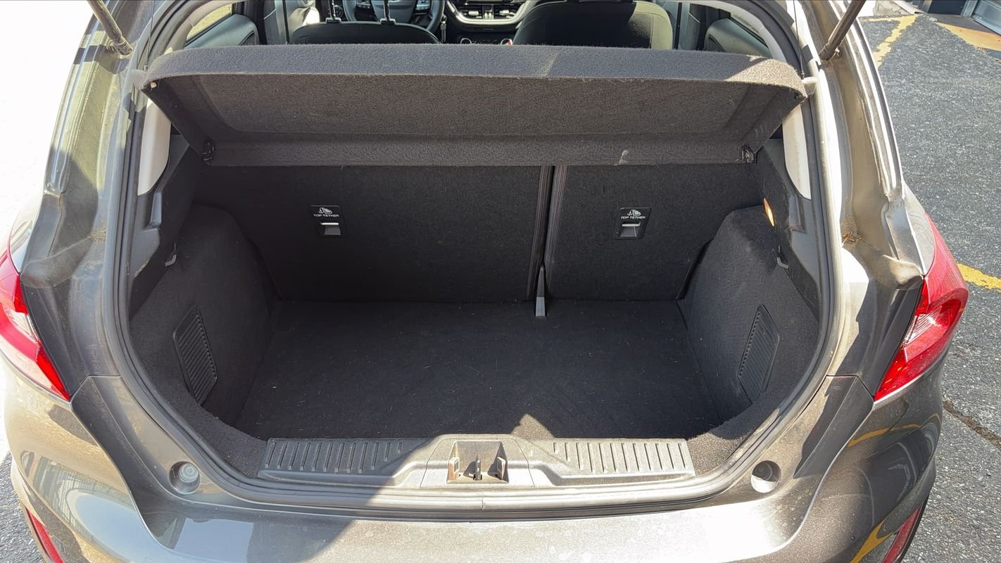 Ford Fiesta - Photo 14