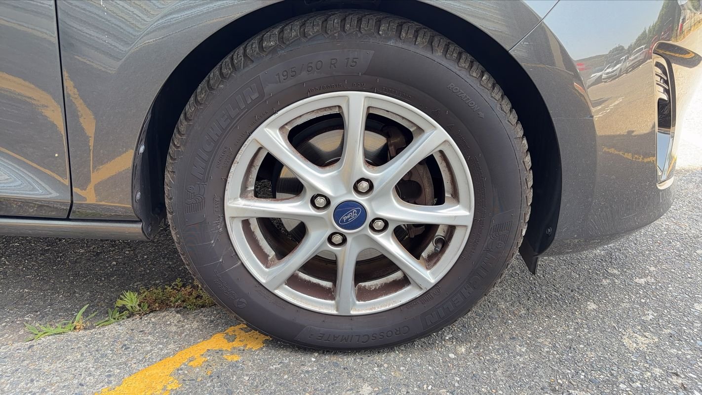 Ford Fiesta - Photo 17