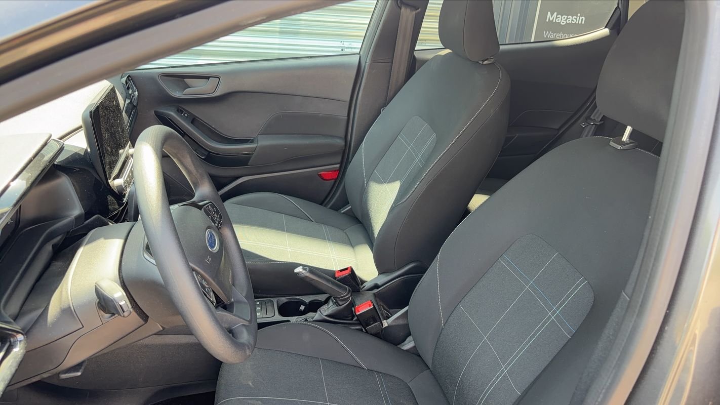 Ford Fiesta - Photo 26
