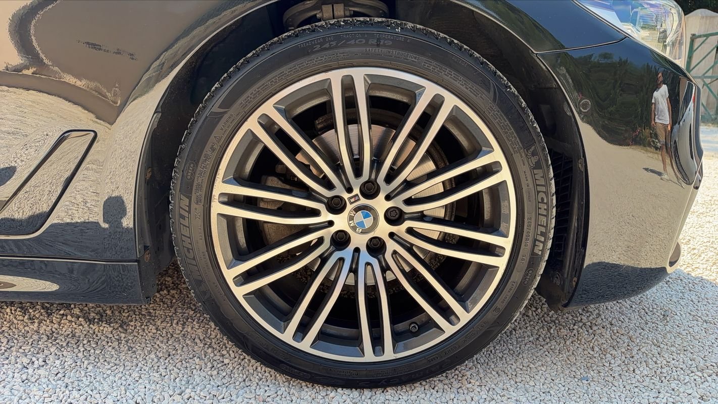 BMW Série 5 - Photo 17