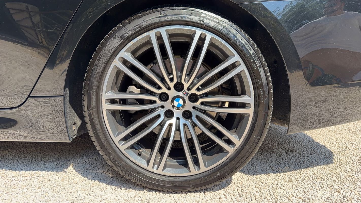 BMW Série 5 - Photo 19