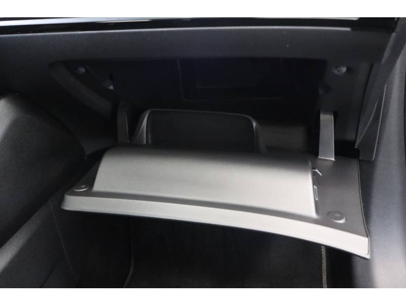 Peugeot 208 - Photo 25