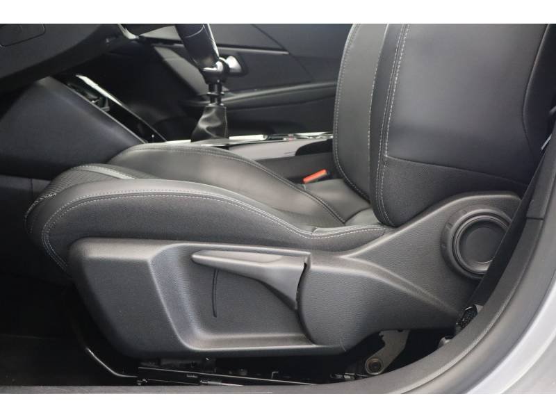 Peugeot 208 - Photo 26