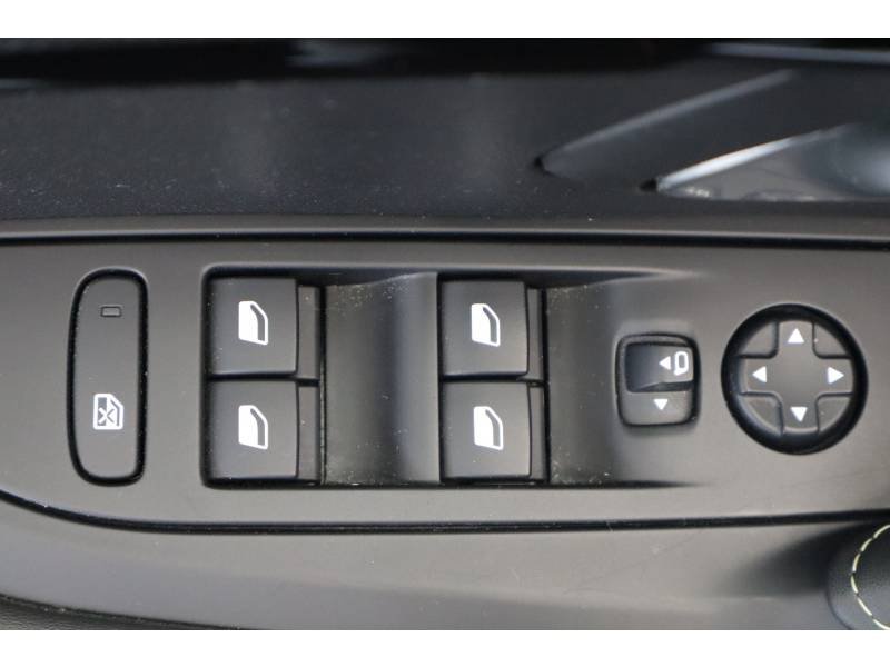 Peugeot 208 - Photo 27