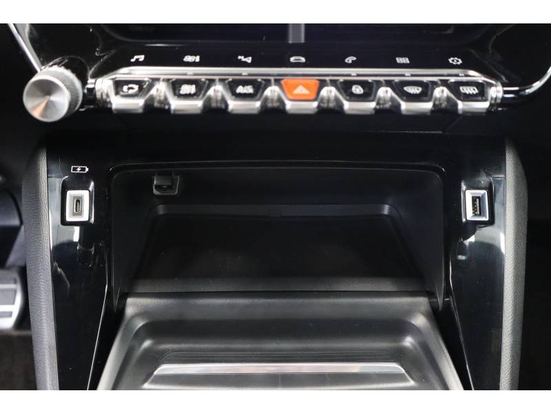 Peugeot 208 - Photo 28