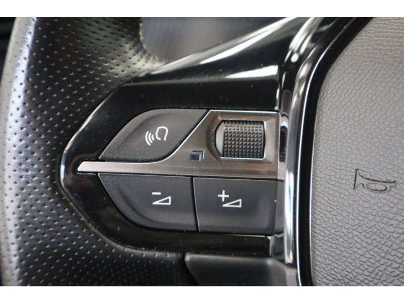 Peugeot 208 - Photo 30