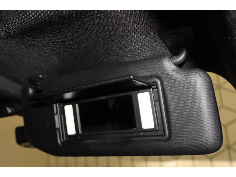 Peugeot 208 - Photo 38