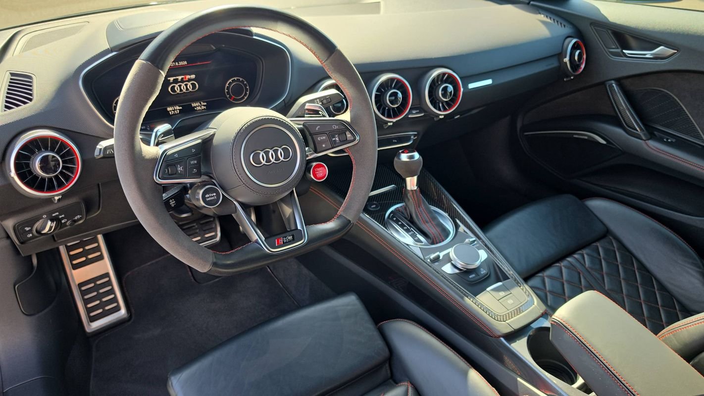 Audi TT RS Coupé - Photo 8