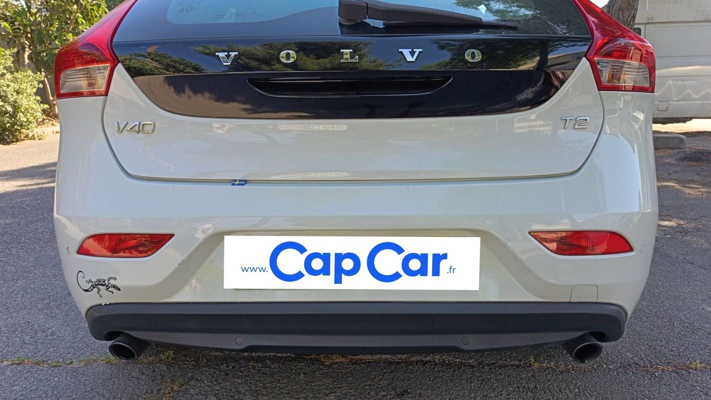 Volvo V40 - Photo 21