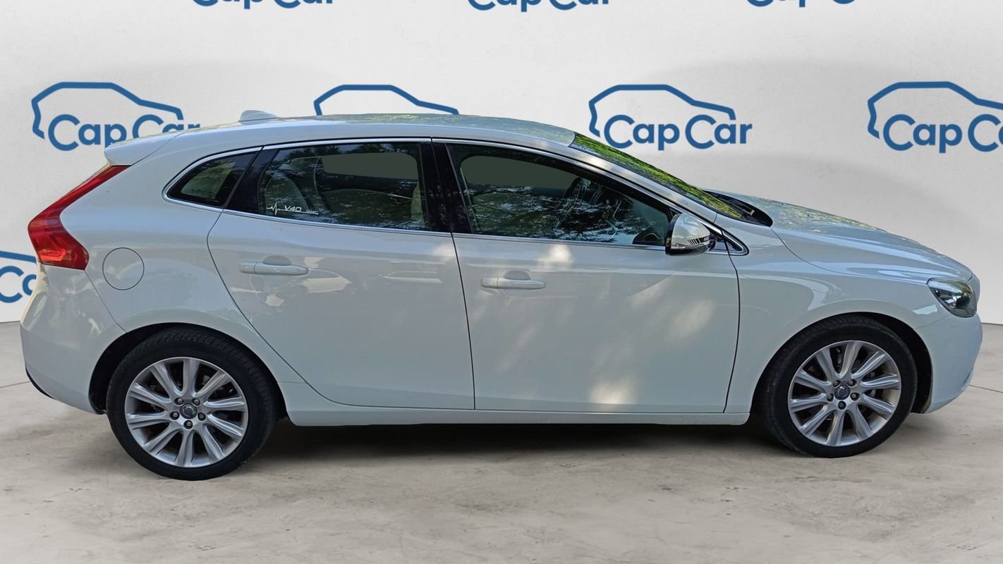 Volvo V40 - Photo 4