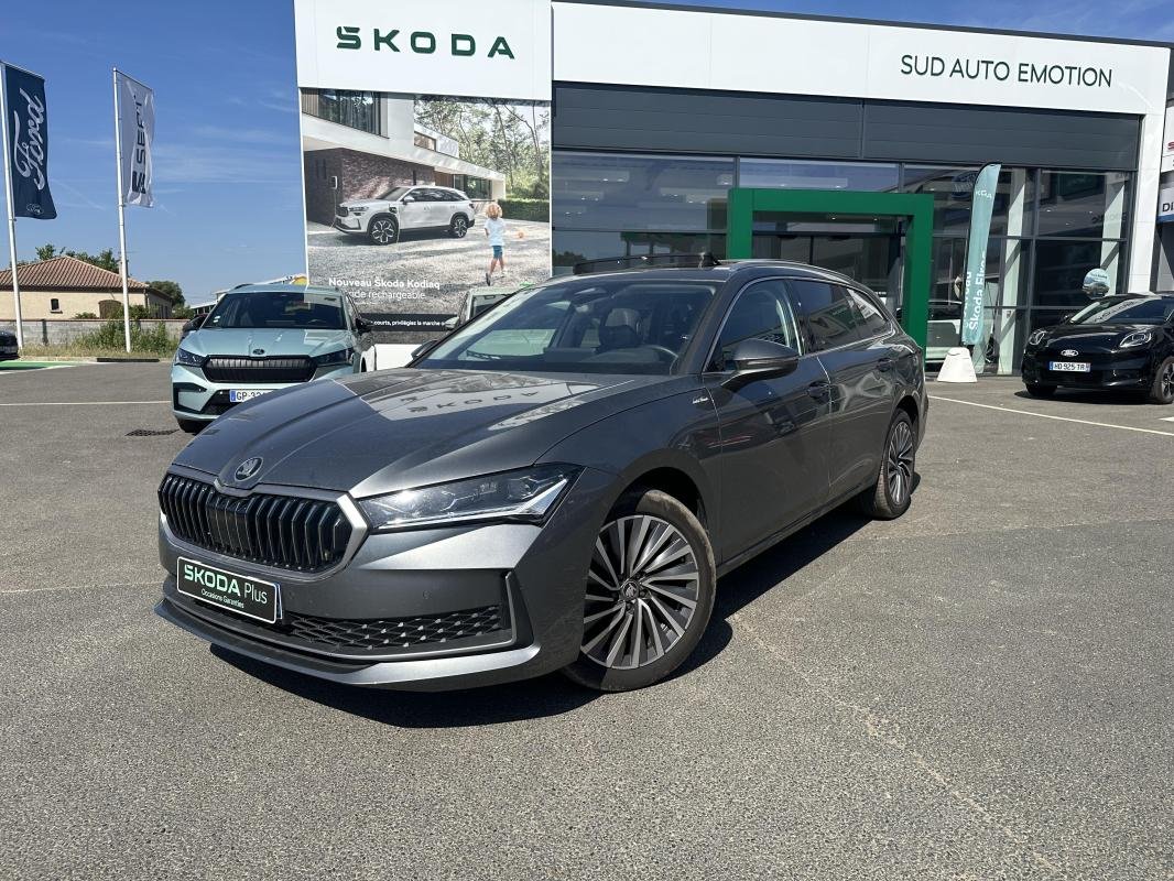 Skoda Superb Combi - Photo 1