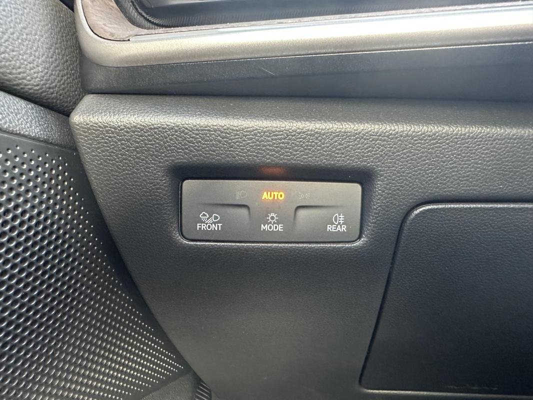 Skoda Superb Combi - Photo 14