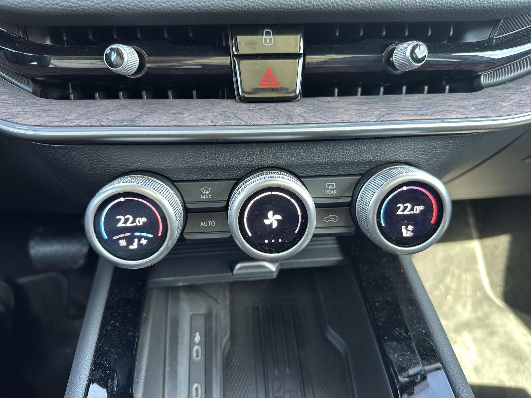 Skoda Superb Combi - Photo 16