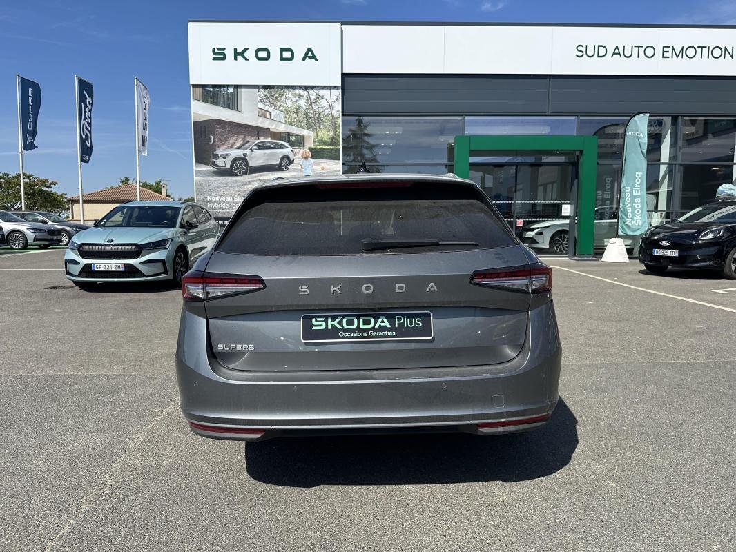 Skoda Superb Combi - Photo 4