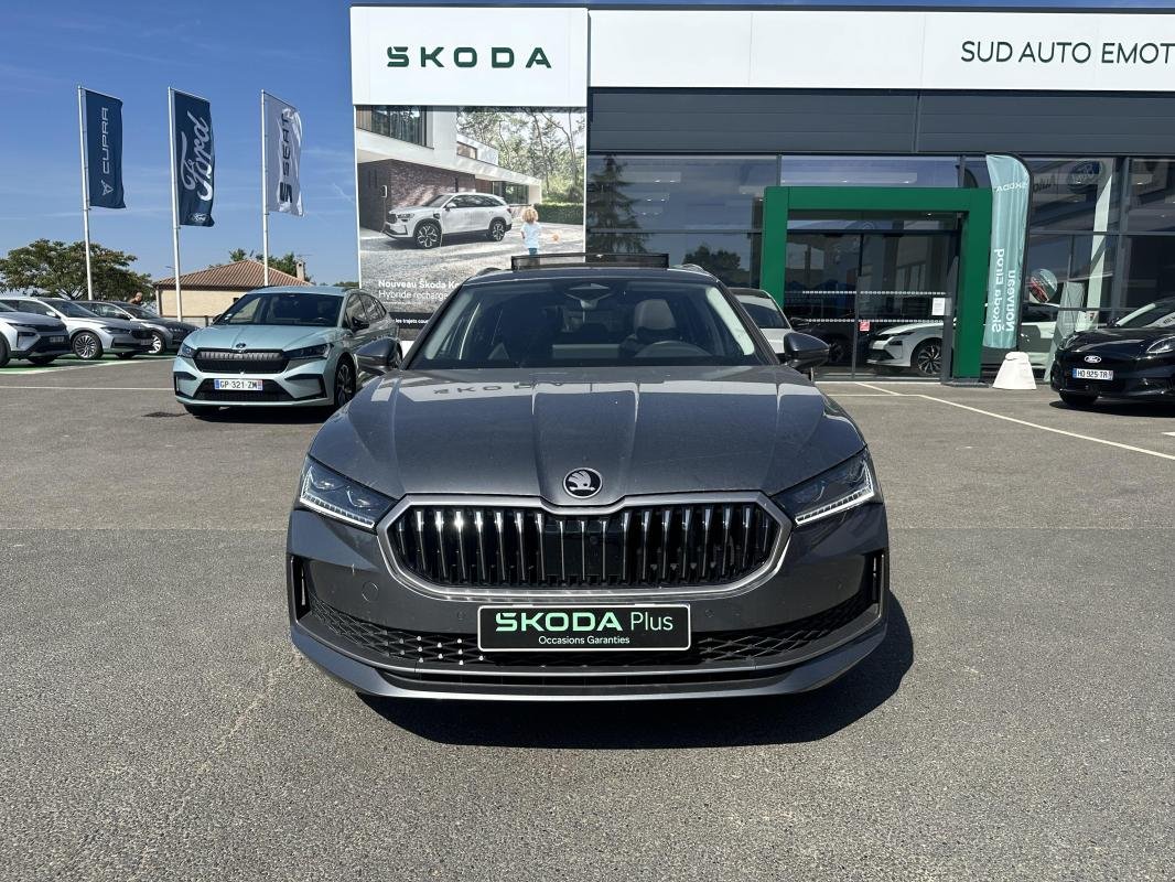 Skoda Superb Combi - Photo 8