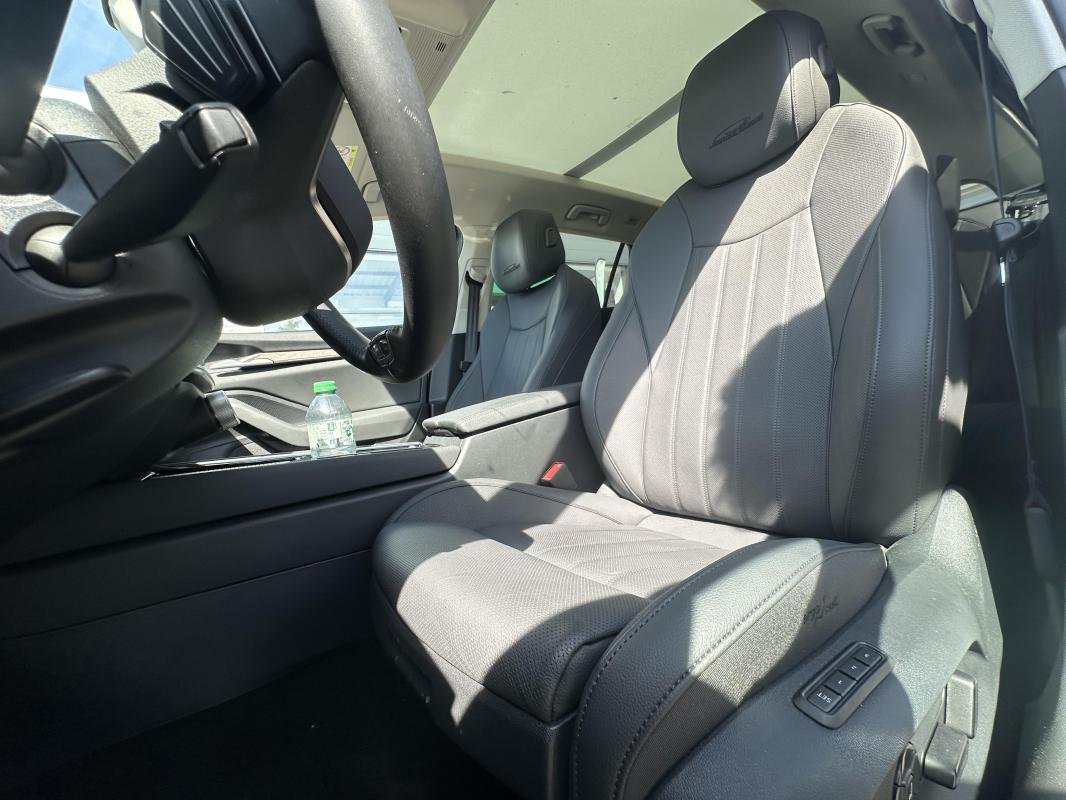 Skoda Superb Combi - Photo 10