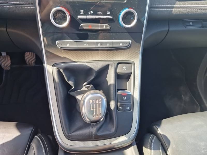 Renault Scénic - Photo 21