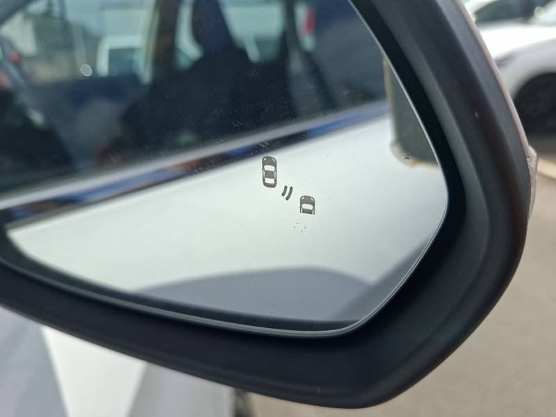 MG ZS - Photo 14