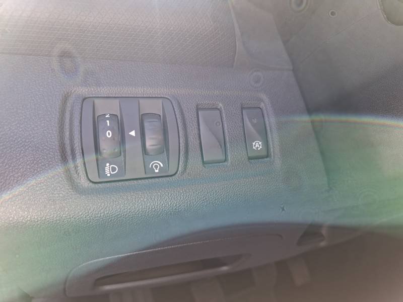 Renault Clio - Photo 24