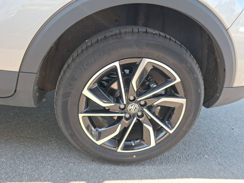 MG ZS - Photo 12