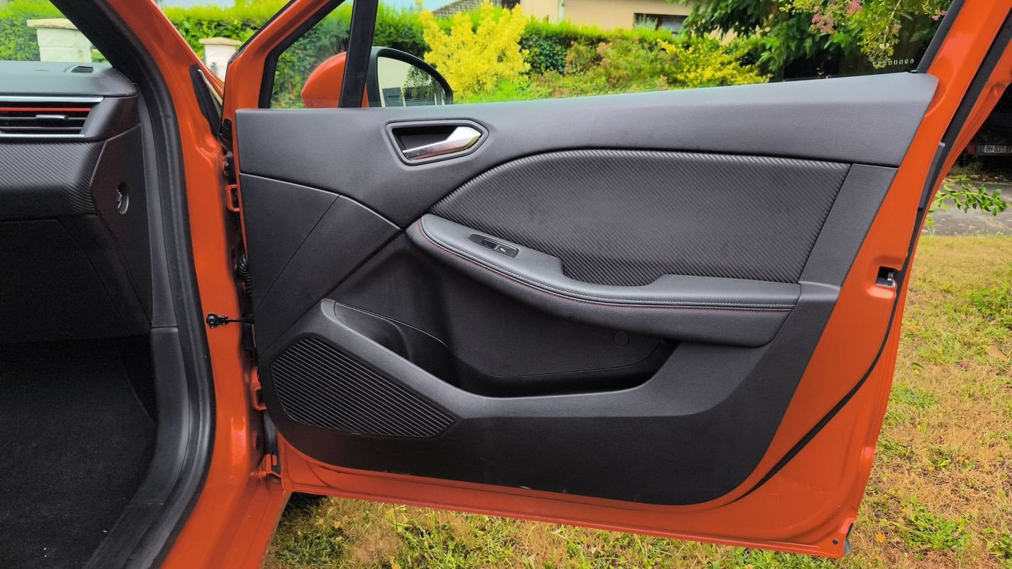 Renault Clio - Photo 22