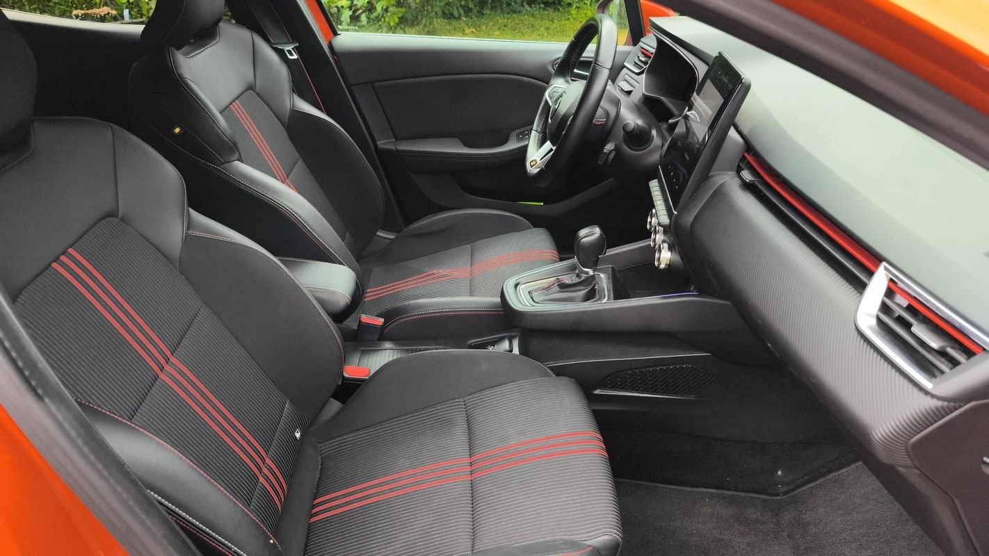 Renault Clio - Photo 25