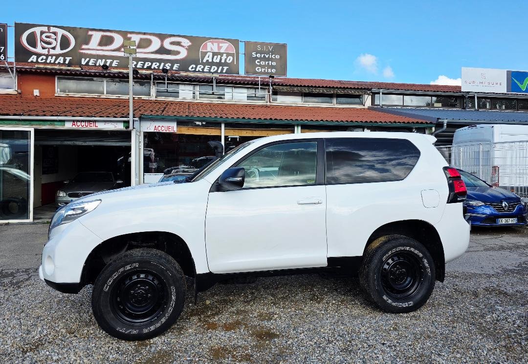 Toyota Land Cruiser - Photo 13
