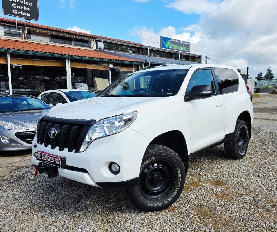 Toyota Land Cruiser - Photo 2