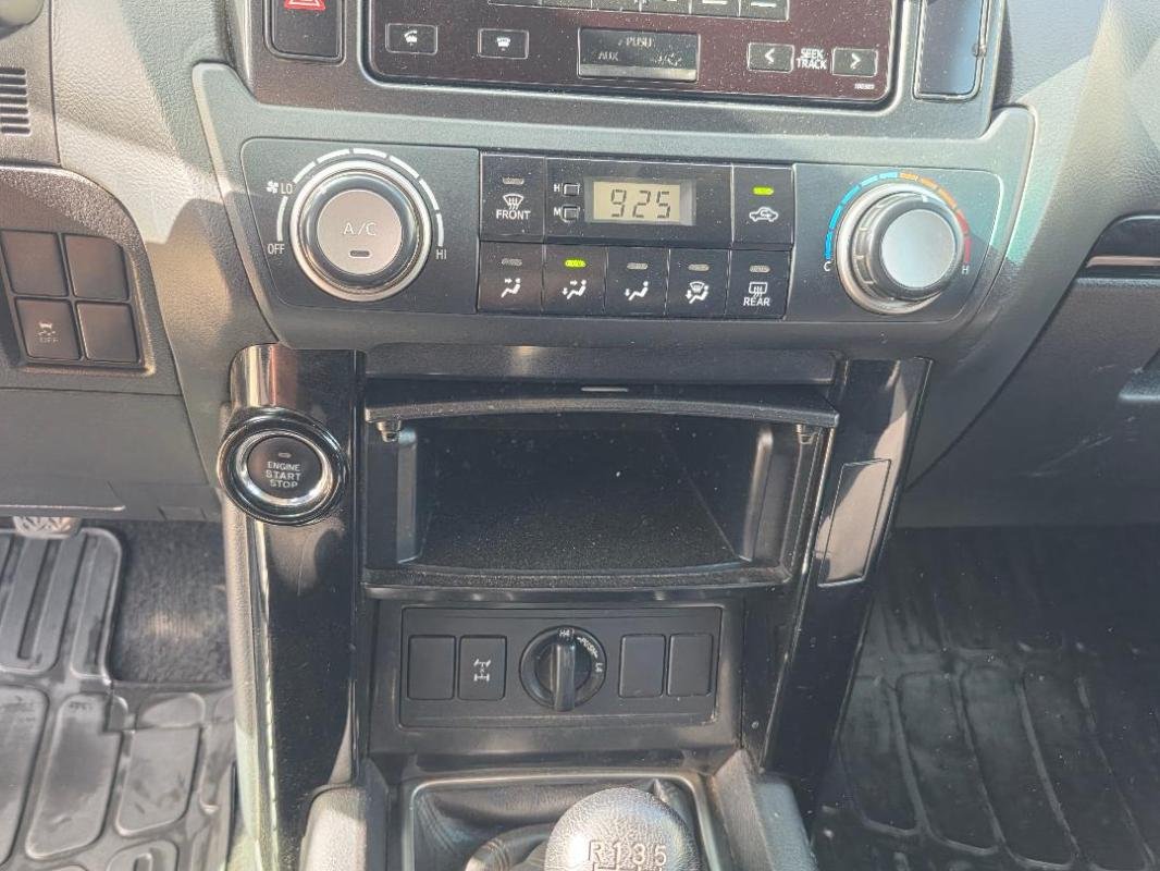 Toyota Land Cruiser - Photo 21