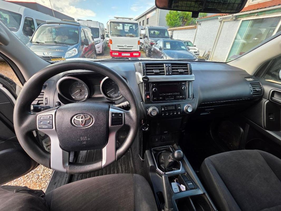 Toyota Land Cruiser - Photo 5