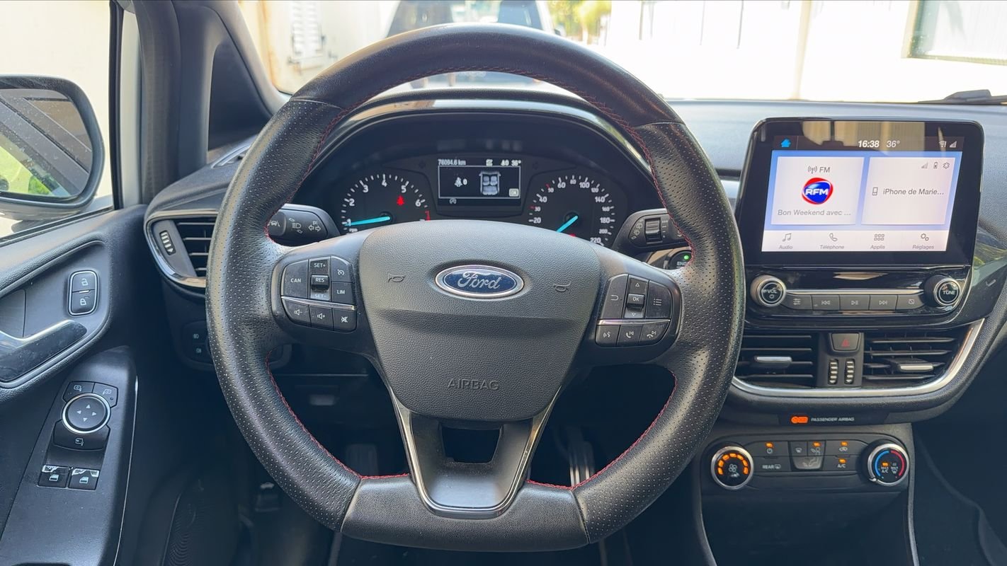 Ford Fiesta - Photo 23