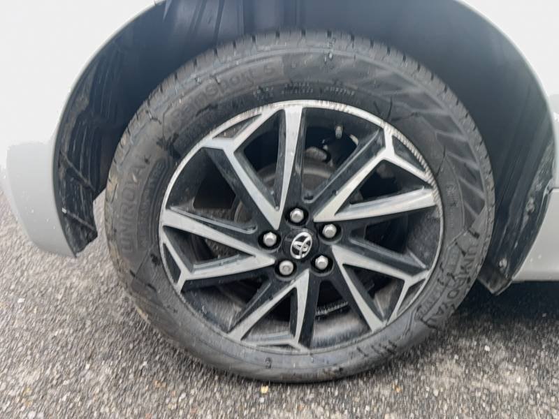 Toyota Yaris - Photo 16
