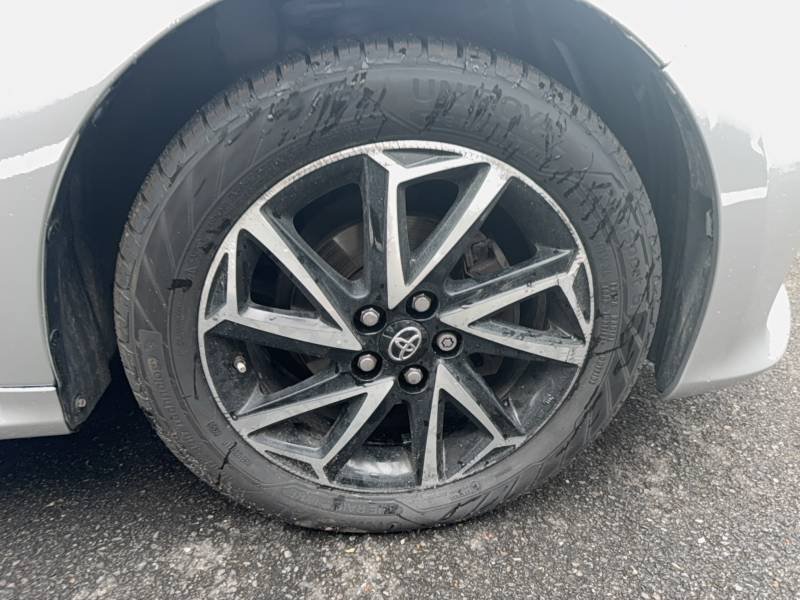 Toyota Yaris - Photo 17