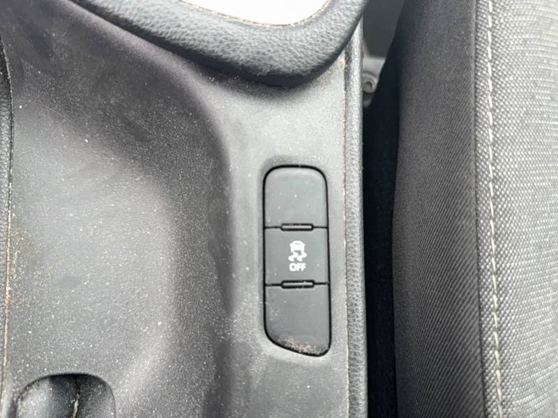 Toyota Yaris - Photo 22