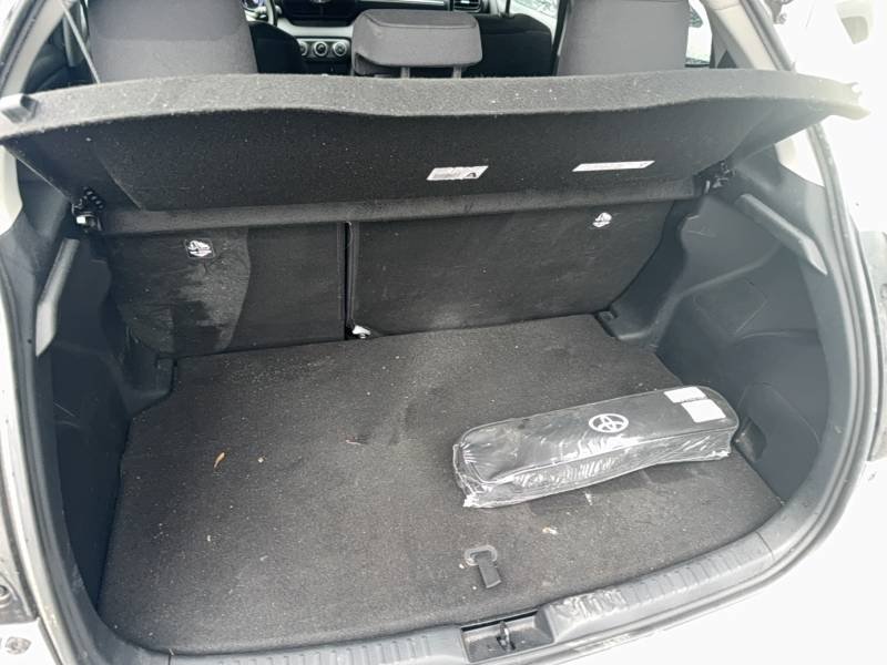 Toyota Yaris - Photo 41